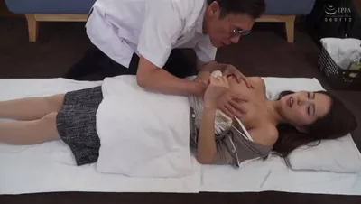 Người chồng thuê người mát-xa trị liệu giúp vợ yêu dễ mang thai và cái kết